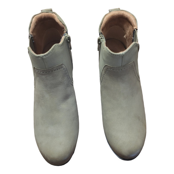 NIB COBB HILL C18847 Womens Tan Suede Ankle Boot 7 Crosbie Eva Gore Chelsea - Picture 10 of 10